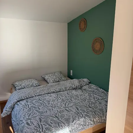 A La Campagne Apartment
